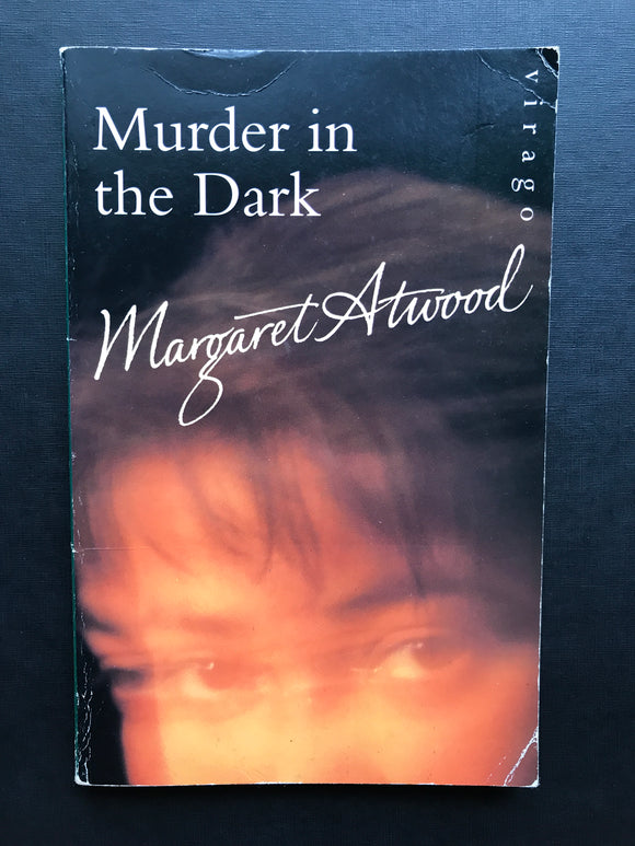 Atwood, Margaret -Murder in the Dark